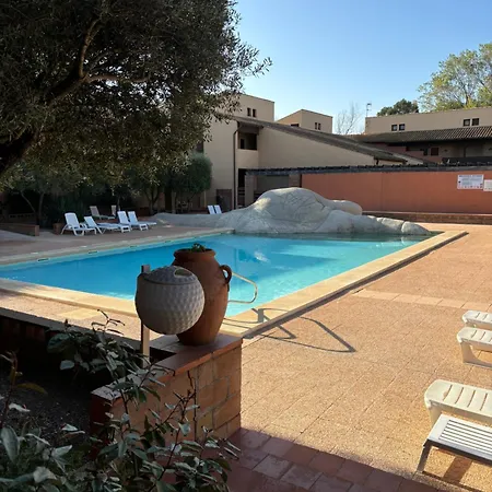Mezzanine Golf St Cyprien Apartment *